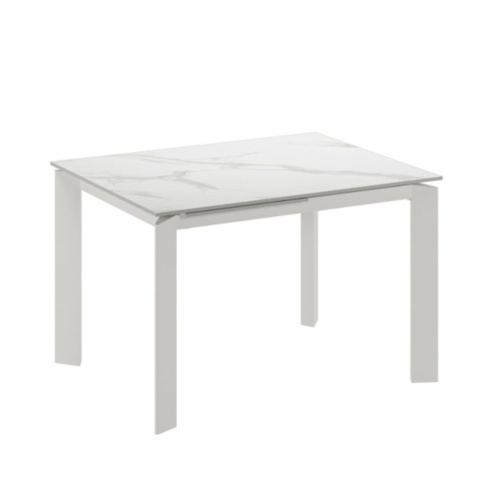 Tavolo Iconic allungabile con top in ceramica marmo bianco opaco e struttura in metallo bianco